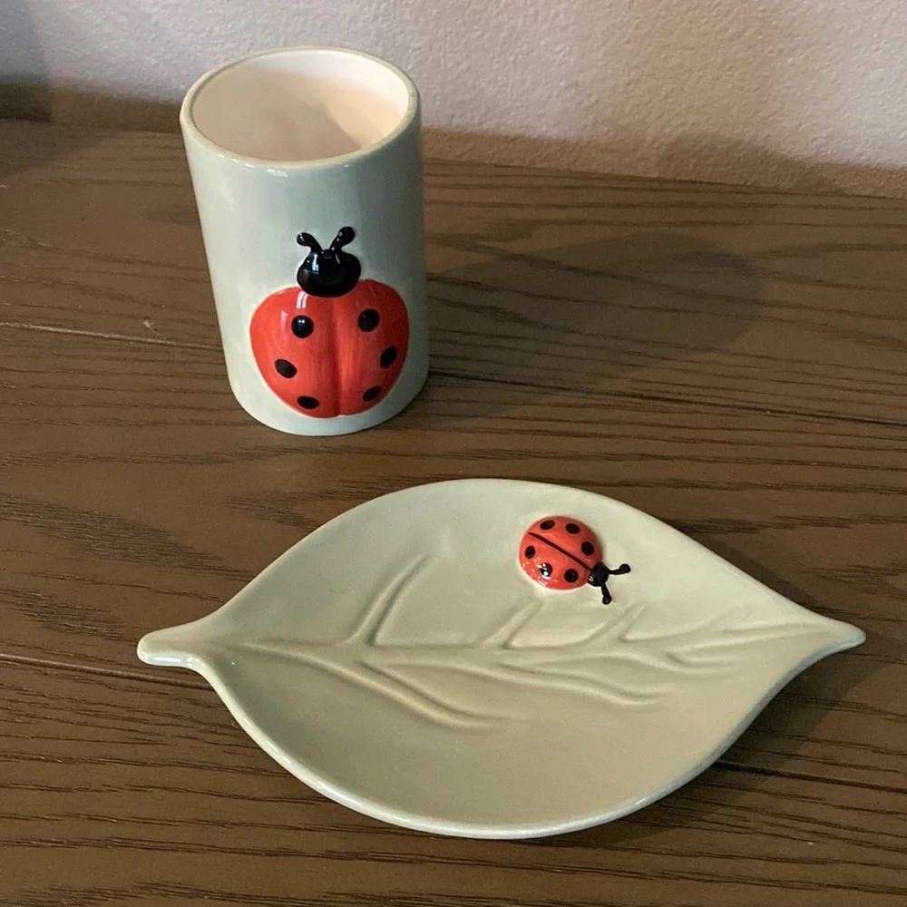 Lucky Ladybug Bathroom Soap Dish & Glass Set - Picture 1 of 2